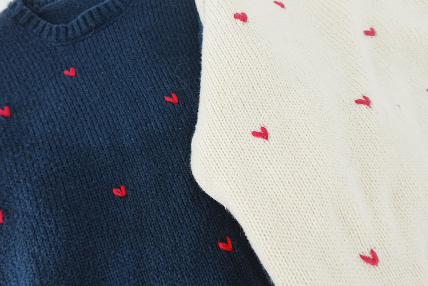 厚實質感！愛心刺繡針織毛衣 🍞