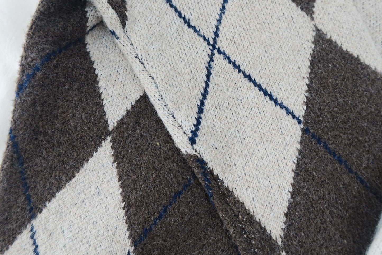 下寬版！菱形格紋針織薄毛衣 🍞