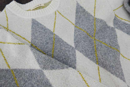 下寬版！菱形格紋針織薄毛衣 🍞