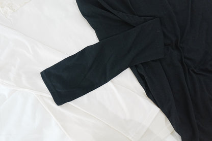 Ruffle小性感！花紋刺繡長袖打底 🍞