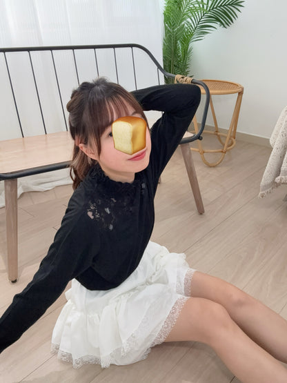 Ruffle小性感！花紋刺繡長袖打底 🍞