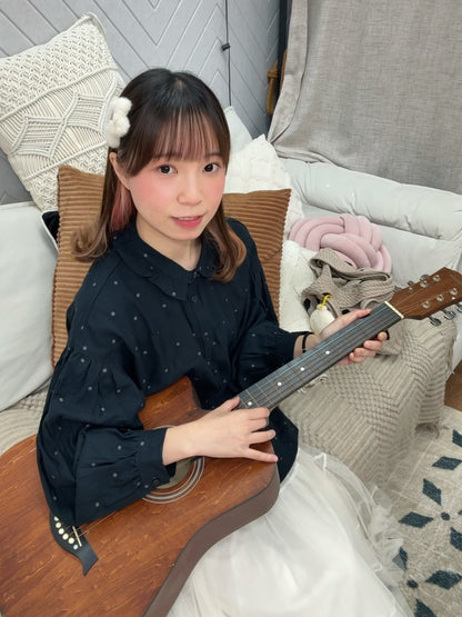 可愛波點！Ruffle衣領恤衫 🍞